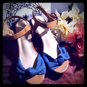 Shoe Dazzle Denim Bow Heeled Sandles